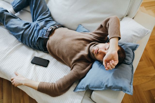Understanding sleep patterns and habits that affect rest